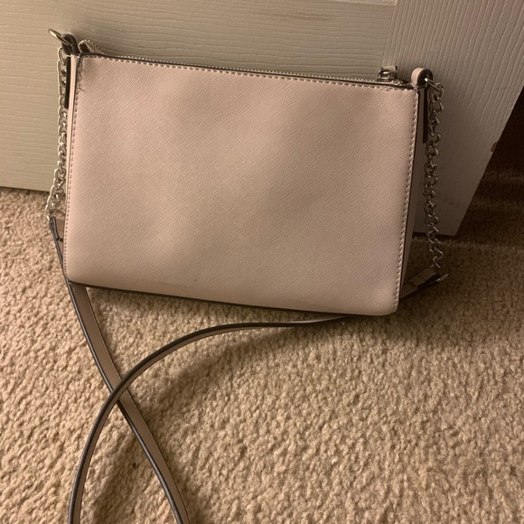 Guess bag - Picture 4 of 4